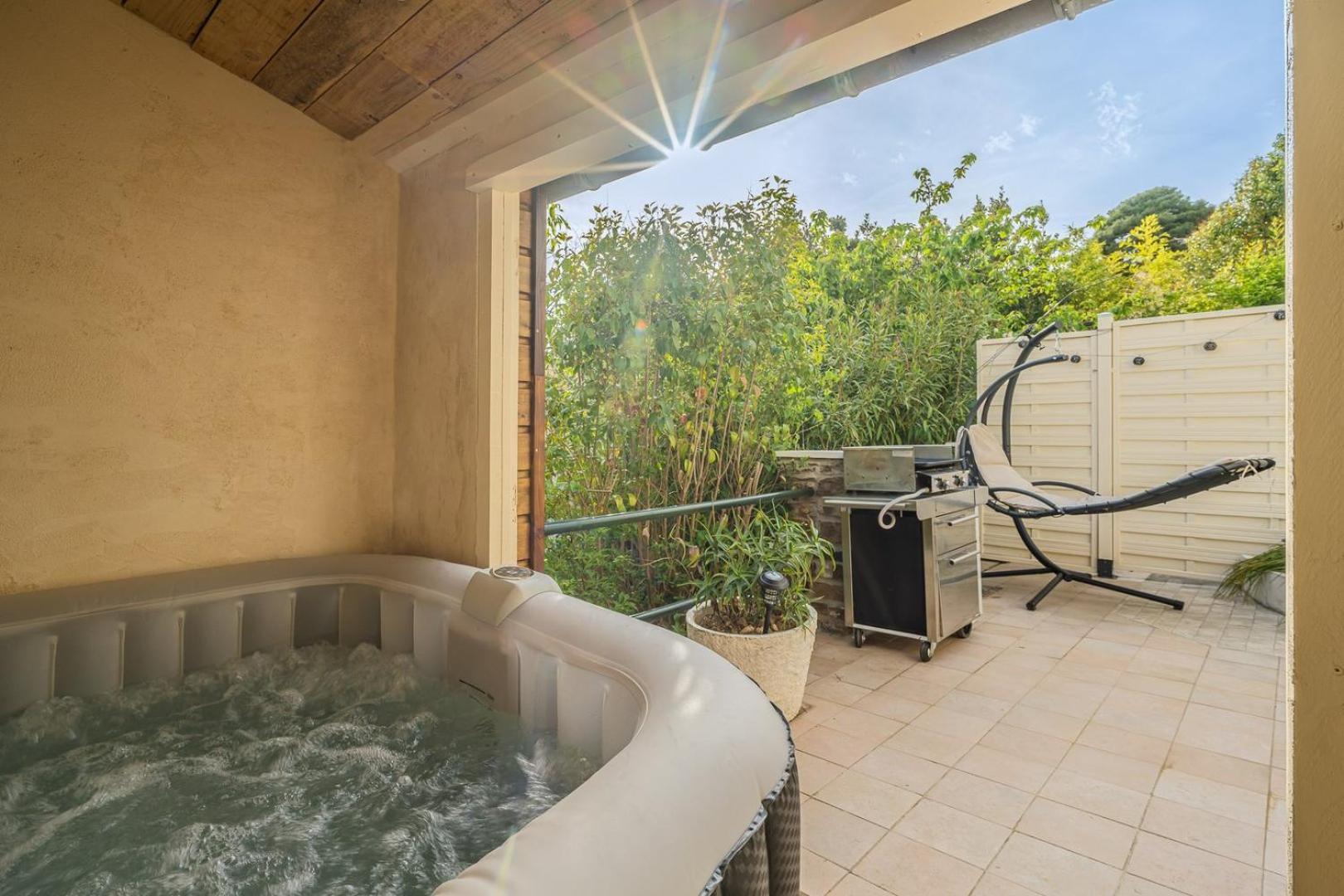 Apartamento La Citadelle ~ Jacuzzi ~ Terrasse Carcasona Exterior foto